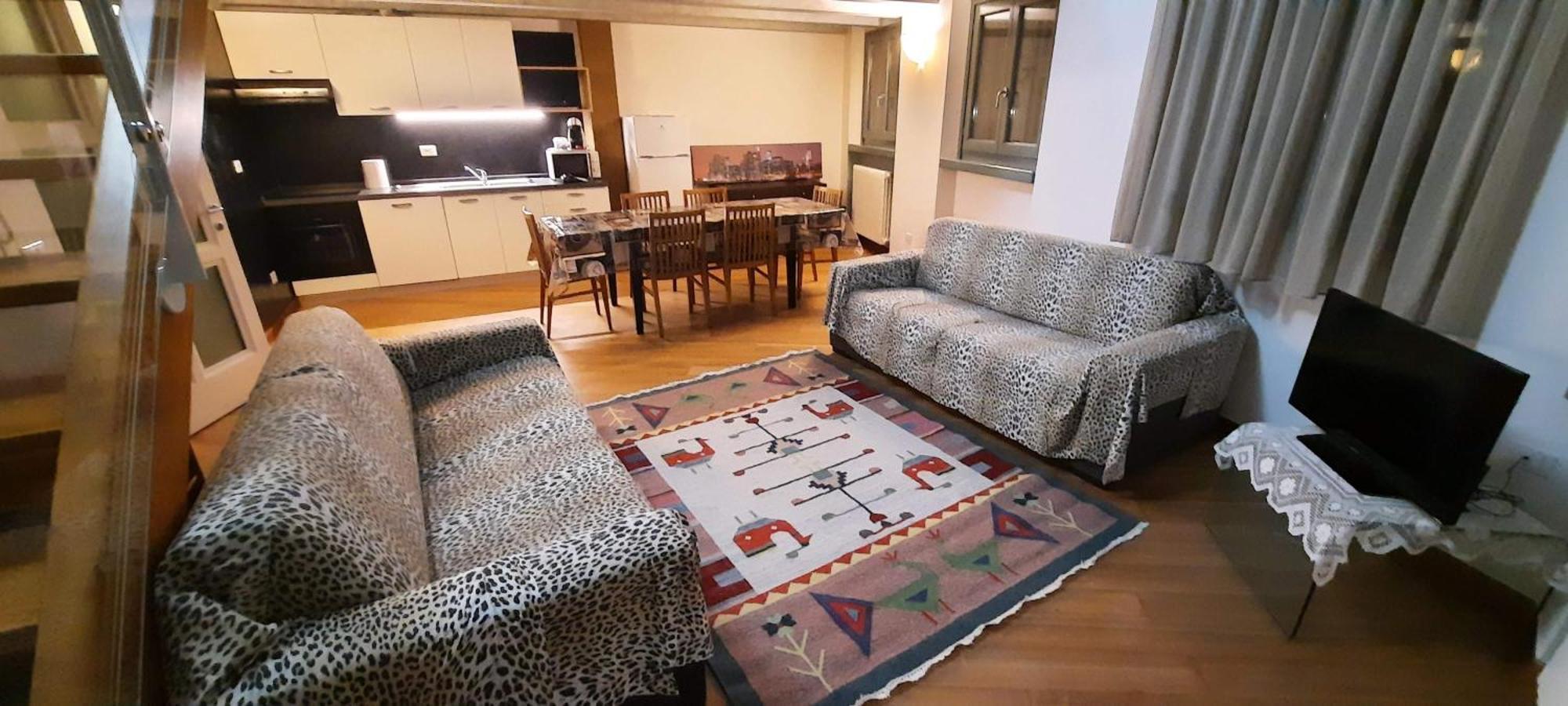 Giohouse4 Apartment Valeggio sul Mincio Luaran gambar
